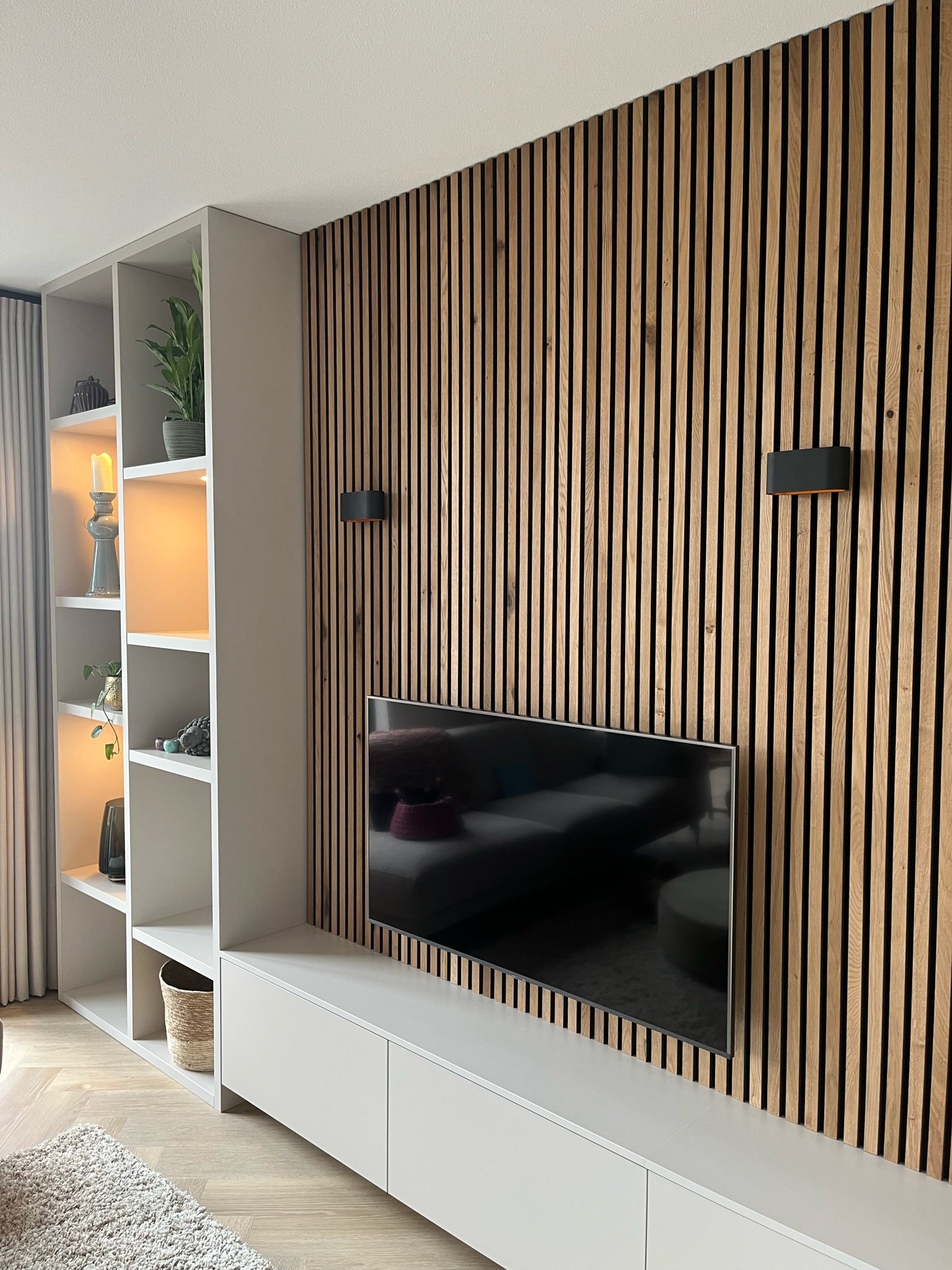 Tv meubel, Tv meubel met vakken, Akoestische wandpanelen, Ladekast, Tv meubel met lades, Tv meubel met verlichting. 