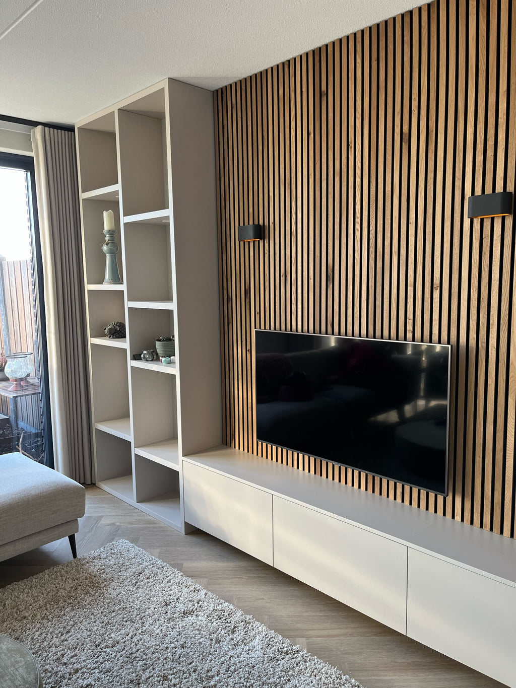 Tv meubel, Tv meubel met vakken, Akoestische wandpanelen, Ladekast, Tv meubel met lades, Tv meubel met verlichting. 